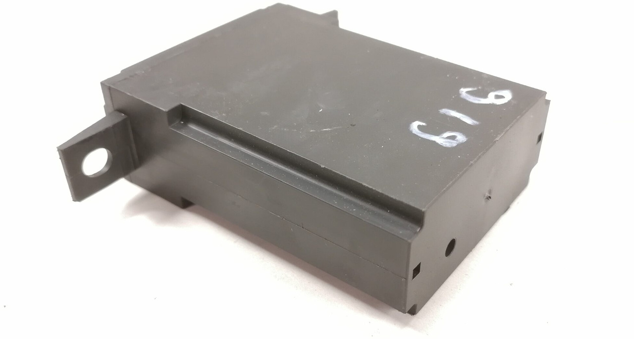 Volvo Ecu, door lock 21465355 - Блок управления для Грузовиков: фото 4 Volvo Ecu, door lock 21465355 - Блок управления для Грузовиков: фото 4