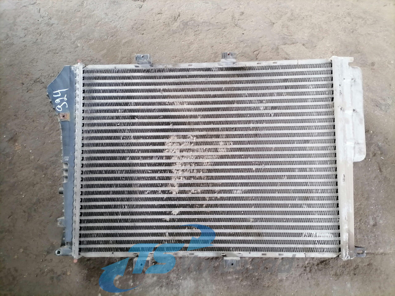 Volvo Intercooler radiator 7482142944 - Интеркулер для Грузовиков: фото 2 Volvo Intercooler radiator 7482142944 - Интеркулер для Грузовиков: фото 2