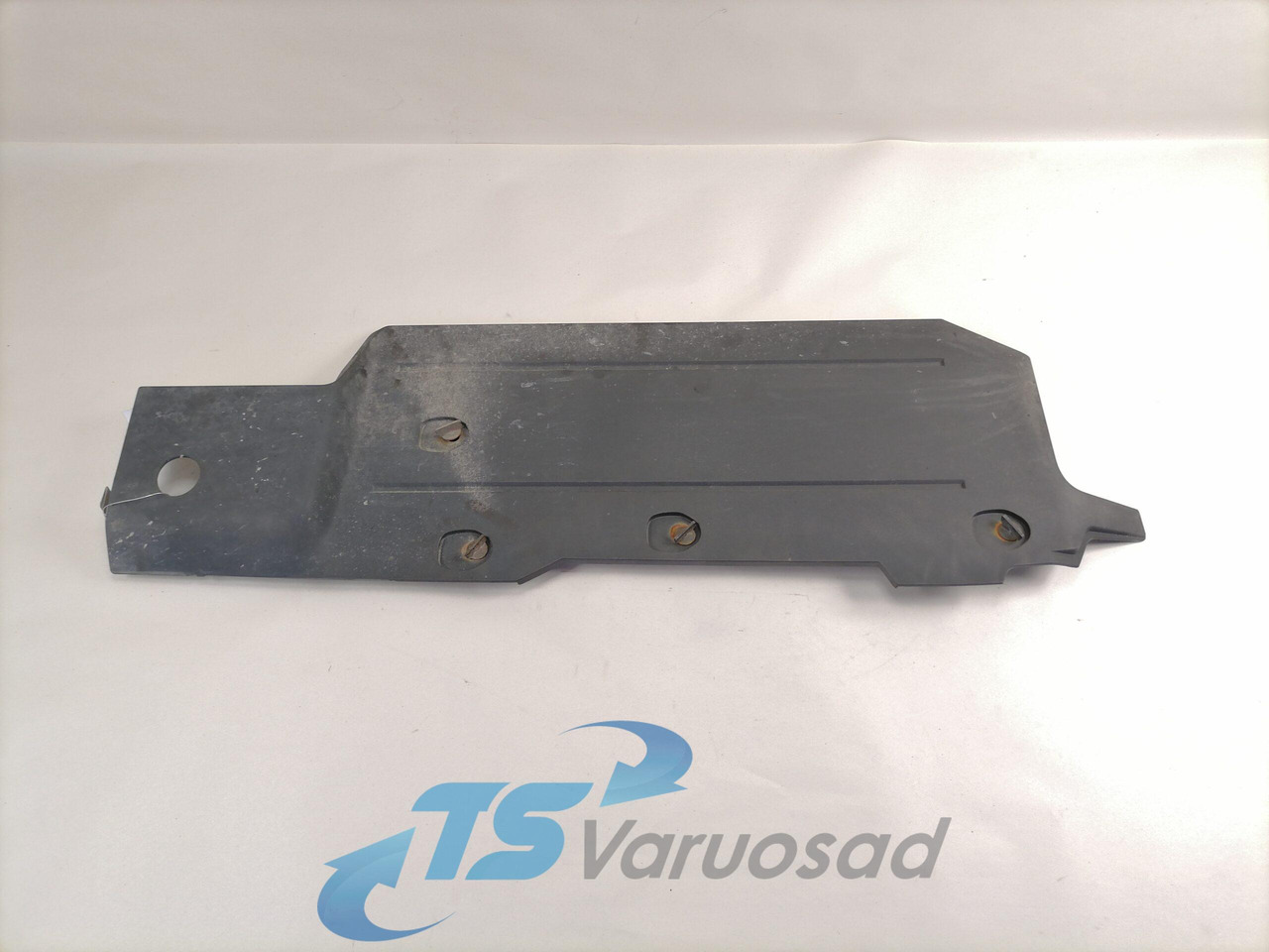Volvo Plastikdetail 82448657 - Аэродинамика/ Спойлеры для Грузовиков: фото 1 Volvo Plastikdetail 82448657 - Аэродинамика/ Спойлеры для Грузовиков: фото 1