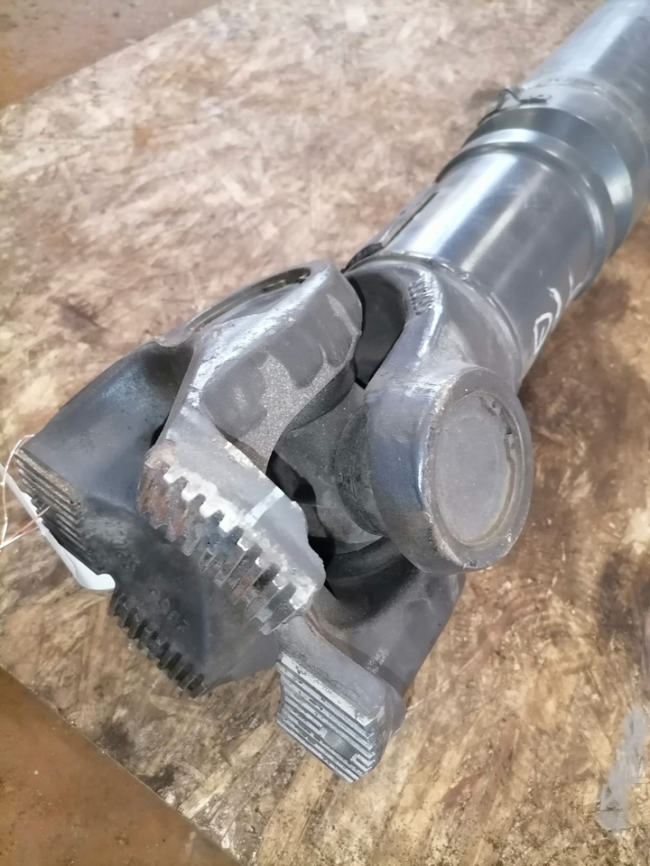 Volvo Propeller shaft 1067769 - Карданный вал для Грузовиков: фото 4 Volvo Propeller shaft 1067769 - Карданный вал для Грузовиков: фото 4