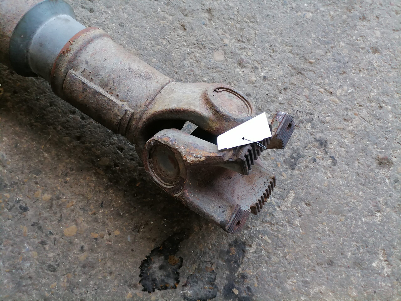 Volvo Propeller shaft 1068155 - Карданный вал для Грузовиков: фото 4 Volvo Propeller shaft 1068155 - Карданный вал для Грузовиков: фото 4