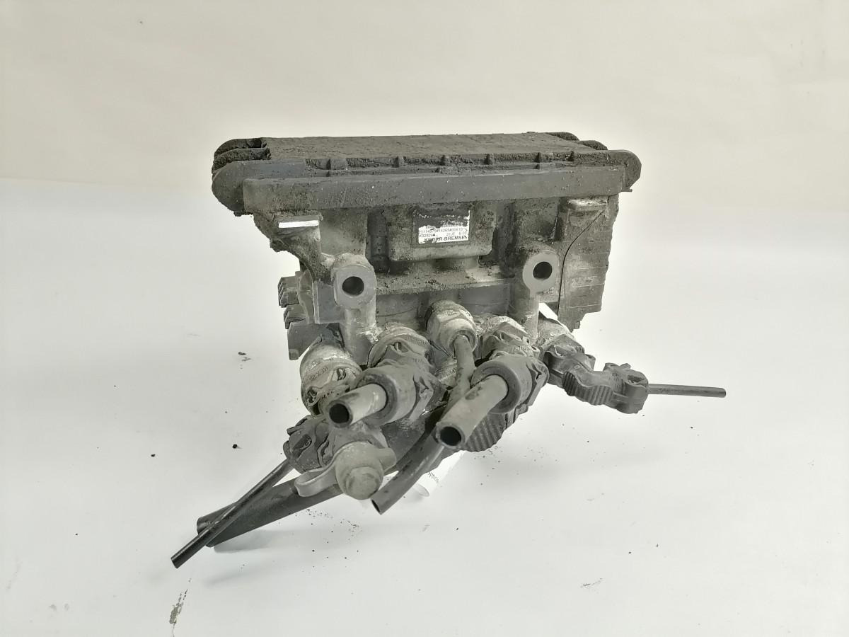 Volvo Rear axel brake pressure control valve 21114975 - Тормозной клапан для Грузовиков: фото 2 Volvo Rear axel brake pressure control valve 21114975 - Тормозной клапан для Грузовиков: фото 2