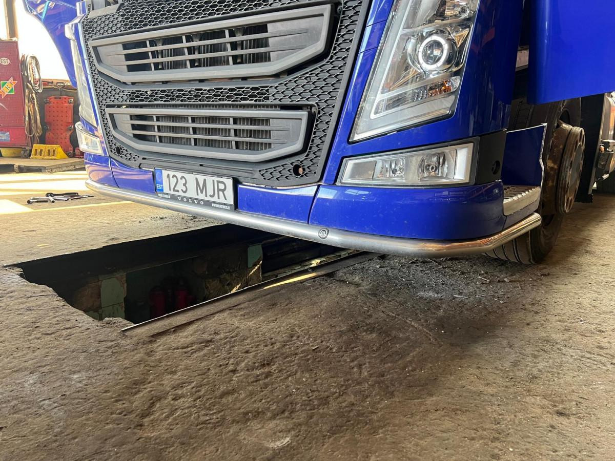 Volvo Stangeääris METEC - Бампер для Грузовиков: фото 5 Volvo Stangeääris METEC - Бампер для Грузовиков: фото 5
