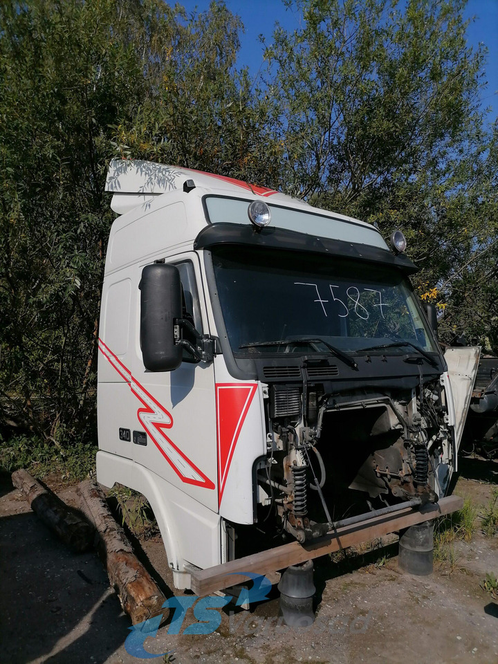 Volvo Volvo kabiin 3091788 - Кабина и интерьер для Грузовиков: фото 2 Volvo Volvo kabiin 3091788 - Кабина и интерьер для Грузовиков: фото 2