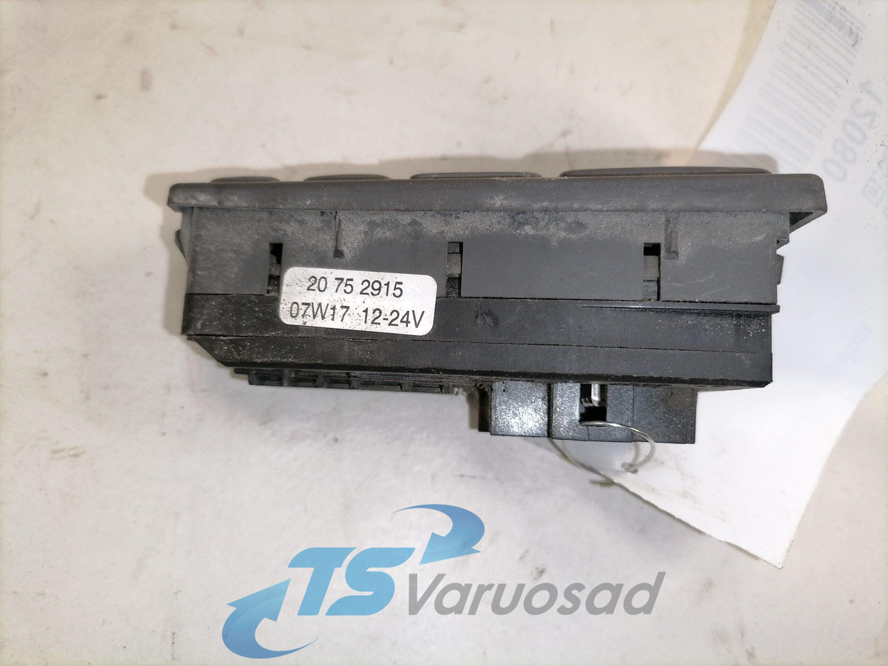 Volvo Volvo lüliti, aknatõstuk 20752915 - Кабина для Грузовиков: фото 2 Volvo Volvo lüliti, aknatõstuk 20752915 - Кабина для Грузовиков: фото 2