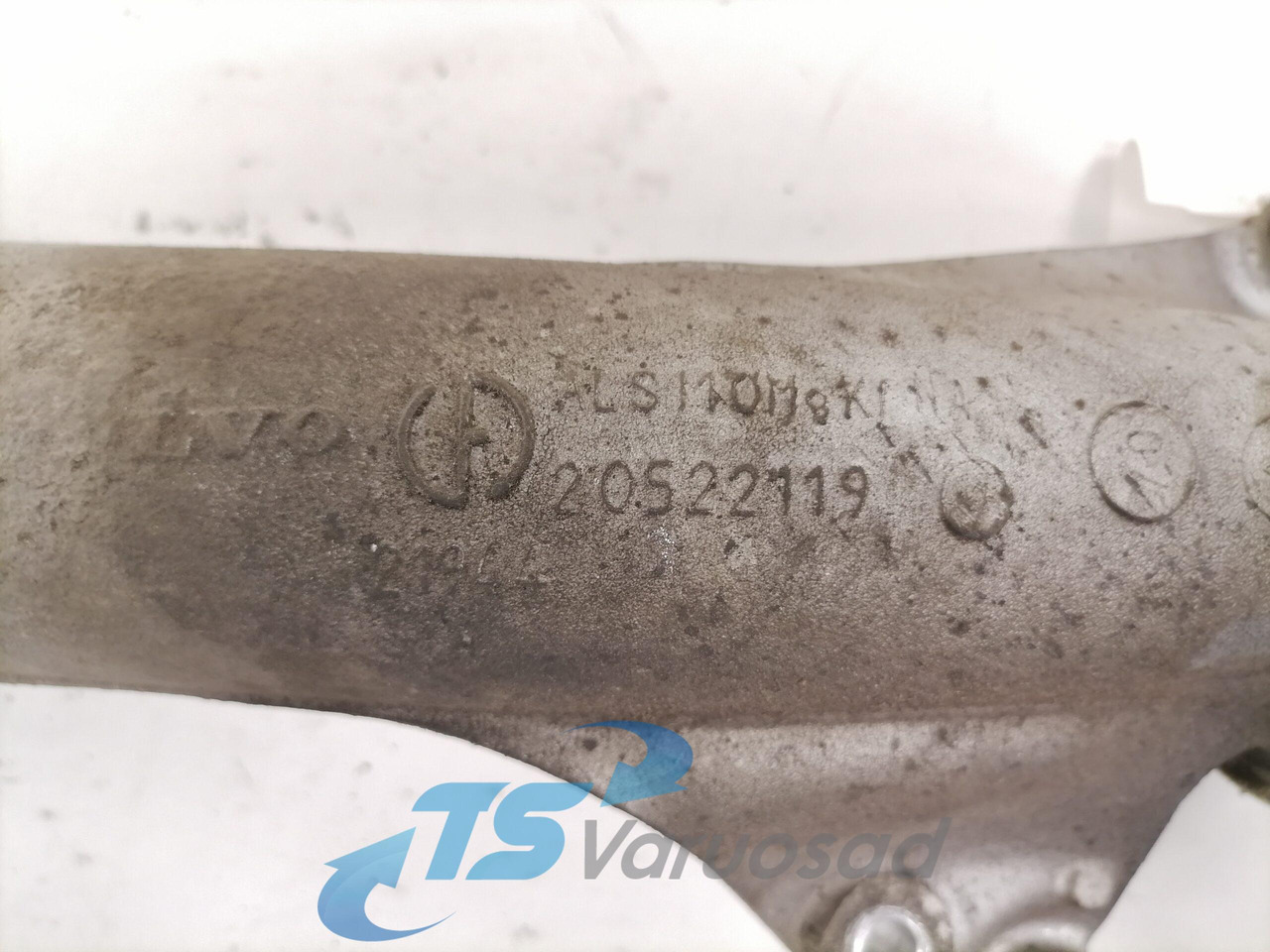 Volvo intercooler pipe 20522119 - Интеркулер для Грузовиков: фото 5 Volvo intercooler pipe 20522119 - Интеркулер для Грузовиков: фото 5