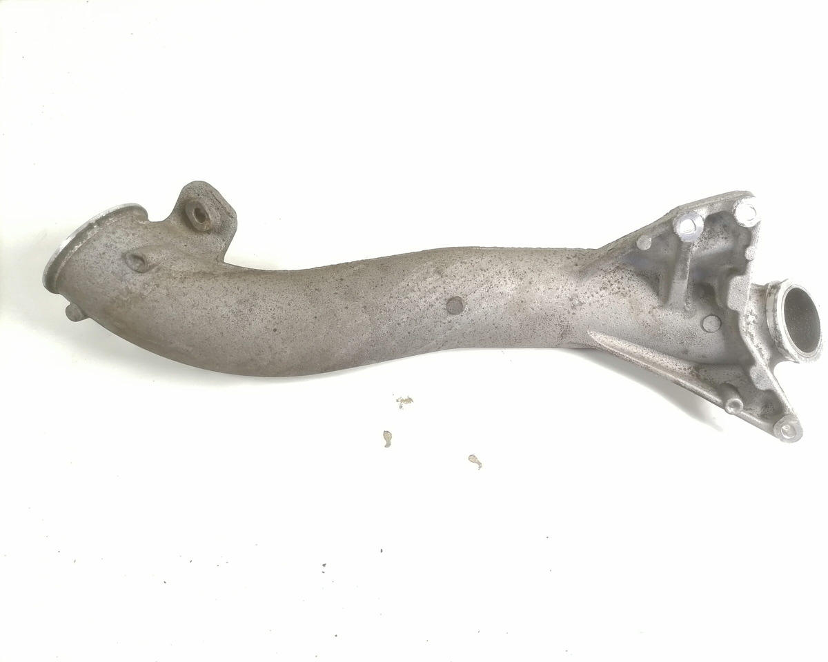 Volvo intercooler pipe 21808309 - Интеркулер для Грузовиков: фото 2 Volvo intercooler pipe 21808309 - Интеркулер для Грузовиков: фото 2