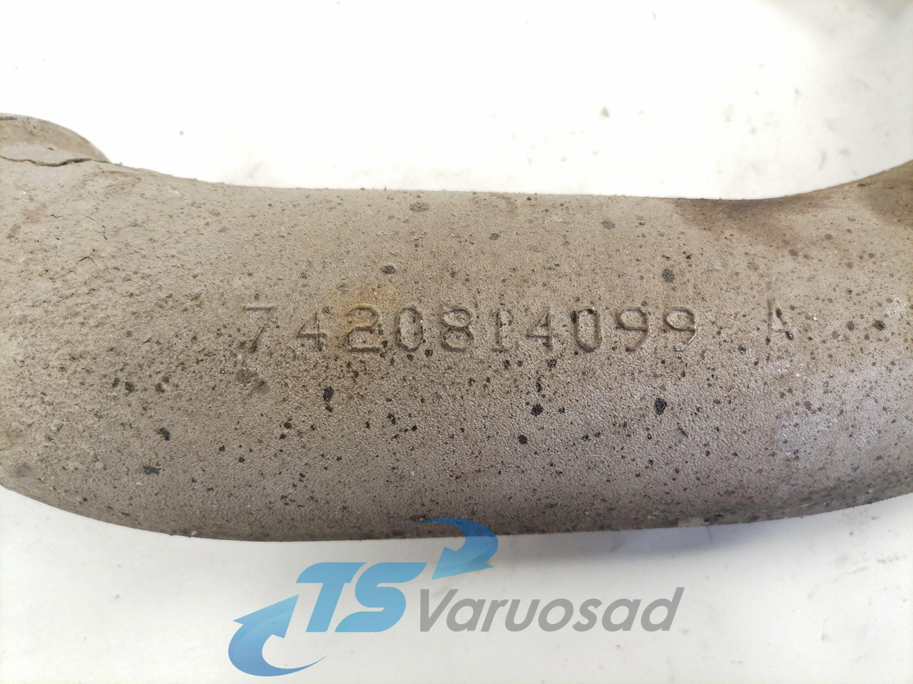 Volvo intercooler pipe 7420814099 - Интеркулер для Грузовиков: фото 4 Volvo intercooler pipe 7420814099 - Интеркулер для Грузовиков: фото 4