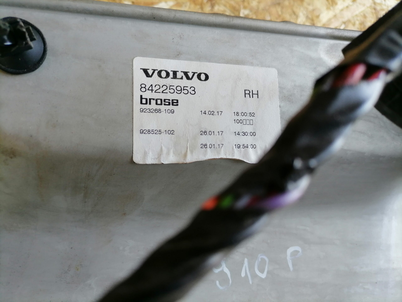 Volvo window mechanism 84055886 - Дверь и запчасти для Грузовиков: фото 5 Volvo window mechanism 84055886 - Дверь и запчасти для Грузовиков: фото 5