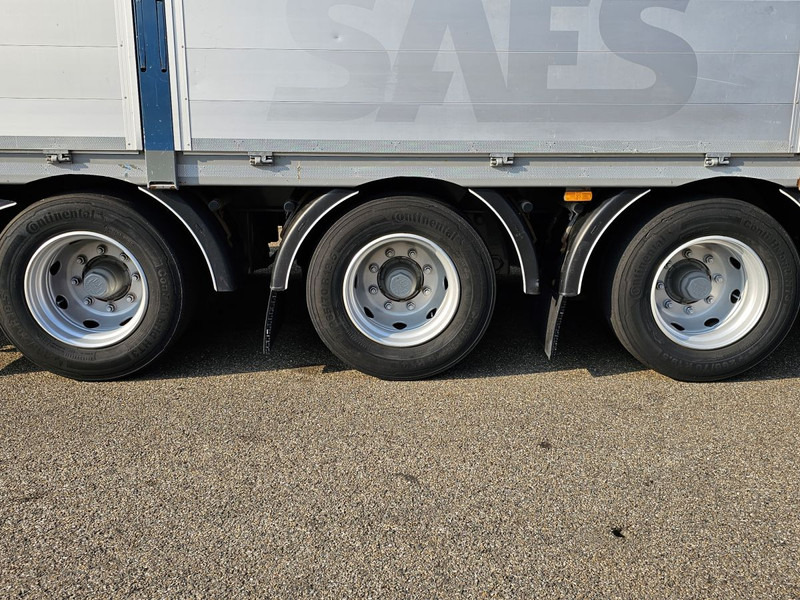 Fynkar K324T / 3 AXLE / TWIST-LOCKS / 2 X LIFT AXLE - Прицеп бортовой/ Платформа: фото 5 Fynkar K324T / 3 AXLE / TWIST-LOCKS / 2 X LIFT AXLE - Прицеп бортовой/ Платформа: фото 5
