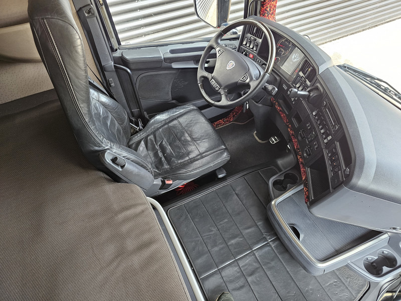 Тягач Scania R730 V8 4x2 TOPLINE / FULL AIR / RETARDER / HYDRAULIC: фото 10 Тягач Scania R730 V8 4x2 TOPLINE / FULL AIR / RETARDER / HYDRAULIC: фото 10