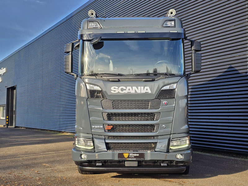 Scania S730 V8 6x4 / HYDRAULIC / FULL AIR / RETARDER - Тягач: фото 4 Scania S730 V8 6x4 / HYDRAULIC / FULL AIR / RETARDER - Тягач: фото 4