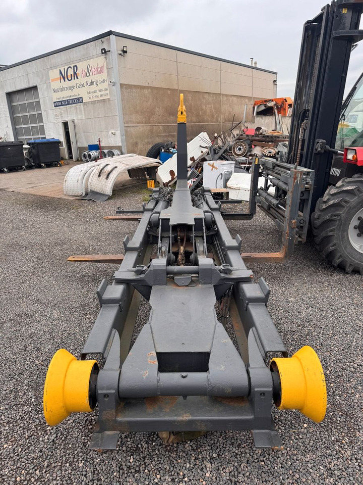 Marell Abrollkipperaufbau  3 Achser - Крюковой мультилифт: фото 1 Marell Abrollkipperaufbau  3 Achser - Крюковой мультилифт: фото 1