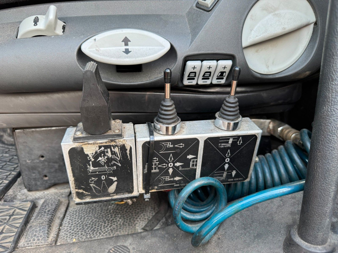 Meiller Abrollaufbau RK 20,65 - Крюковой мультилифт: фото 4 Meiller Abrollaufbau RK 20,65 - Крюковой мультилифт: фото 4