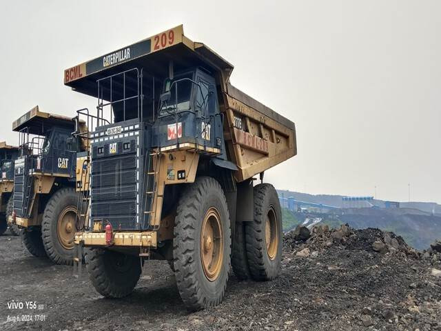 CAT 777E - Карьерный самосвал: фото 1 CAT 777E - Карьерный самосвал: фото 1