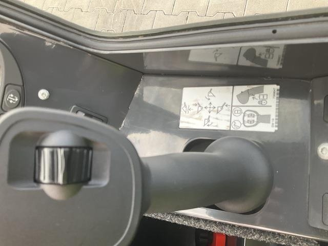 Колёсный погрузчик Bobcat L23: фото 22