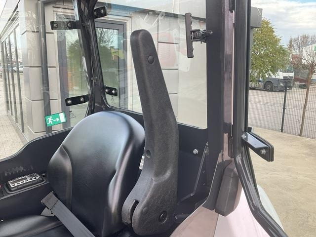 Колёсный погрузчик Bobcat L23: фото 18