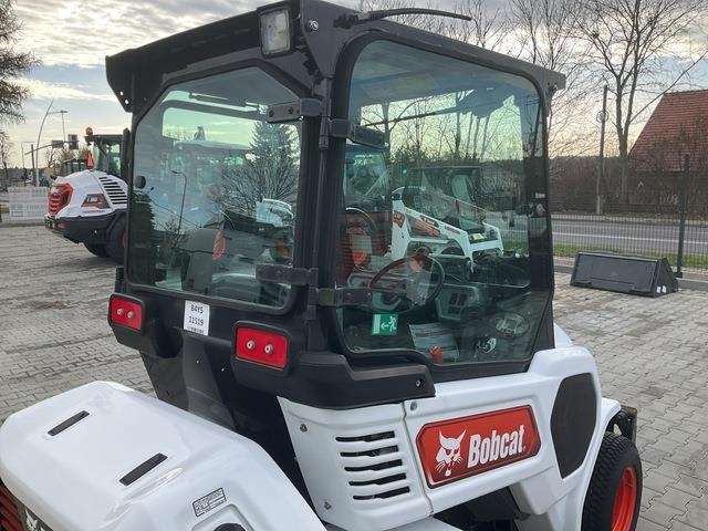 Колёсный погрузчик Bobcat L23: фото 15