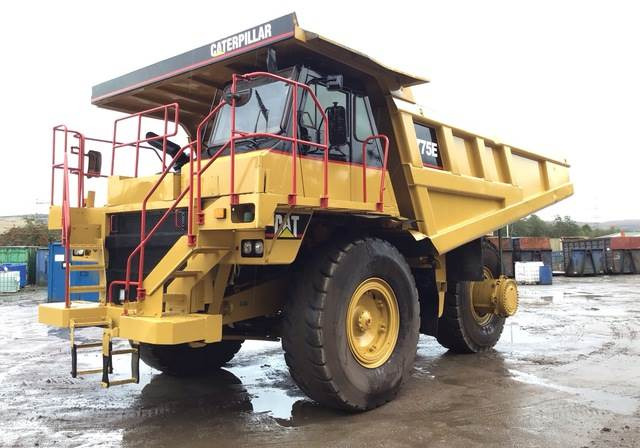 CAT 775E - Карьерный самосвал: фото 1 CAT 775E - Карьерный самосвал: фото 1