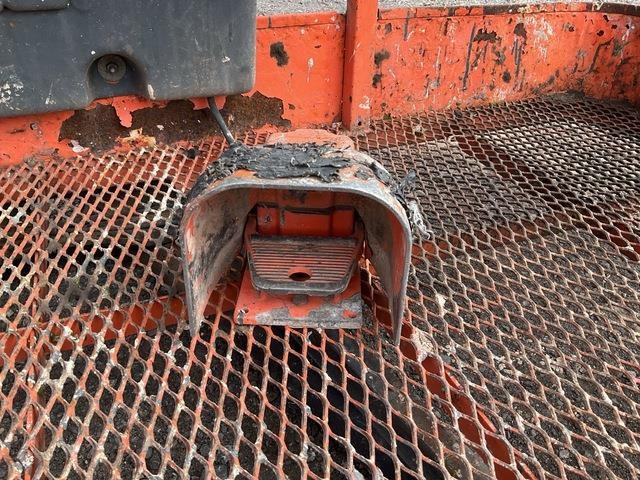 Коленчатый подъемник JLG 600AJ: фото 9 Коленчатый подъемник JLG 600AJ: фото 9