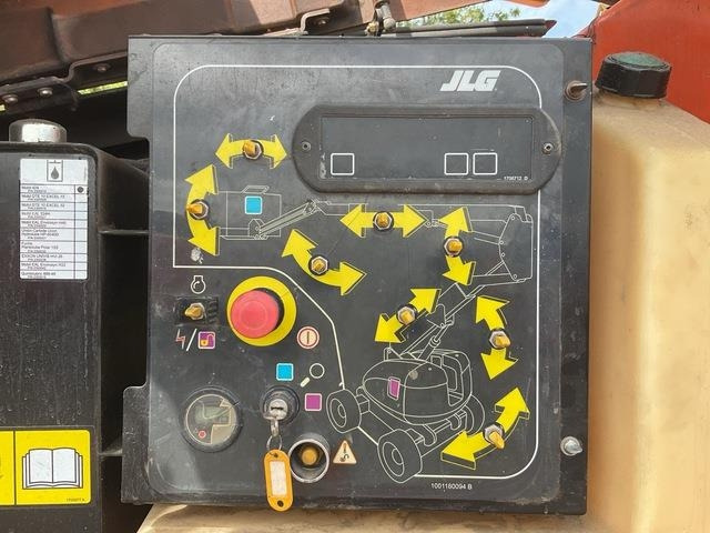 Коленчатый подъемник JLG 600AJ: фото 8 Коленчатый подъемник JLG 600AJ: фото 8