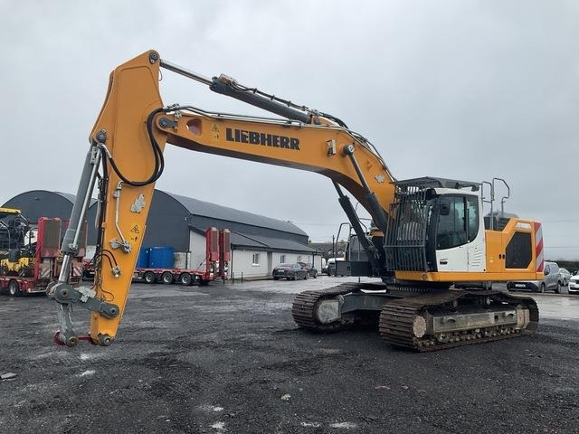 Liebherr R938 LC - Гусеничный экскаватор: фото 1 Liebherr R938 LC - Гусеничный экскаватор: фото 1