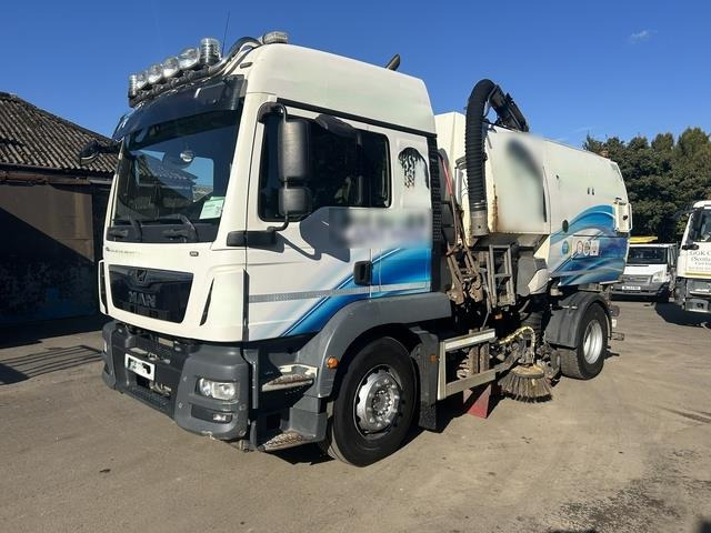 MAN TGM18.290 - Подметально-уборочная машина: фото 1 MAN TGM18.290 - Подметально-уборочная машина: фото 1