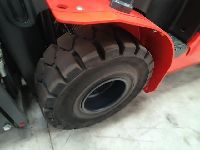 Электропогрузчик Linde E20 PBHP-01: фото 11 Электропогрузчик Linde E20 PBHP-01: фото 11