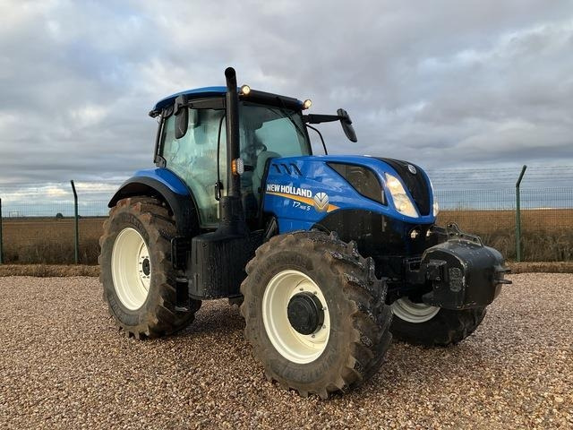 New Holland T7.165S - Трактор: фото 4 New Holland T7.165S - Трактор: фото 4