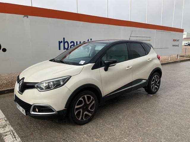 Renault Captur - Легковой автомобиль: фото 1 Renault Captur - Легковой автомобиль: фото 1