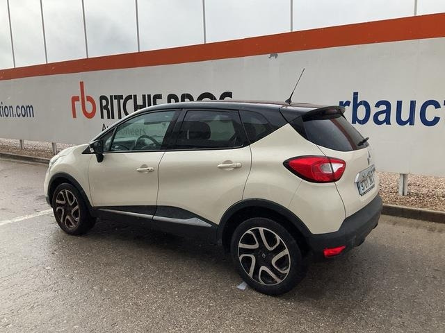 Renault Captur - Легковой автомобиль: фото 2 Renault Captur - Легковой автомобиль: фото 2
