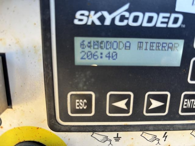 SkyJack SJ9664RT - Ножничный подъемник: фото 4 SkyJack SJ9664RT - Ножничный подъемник: фото 4