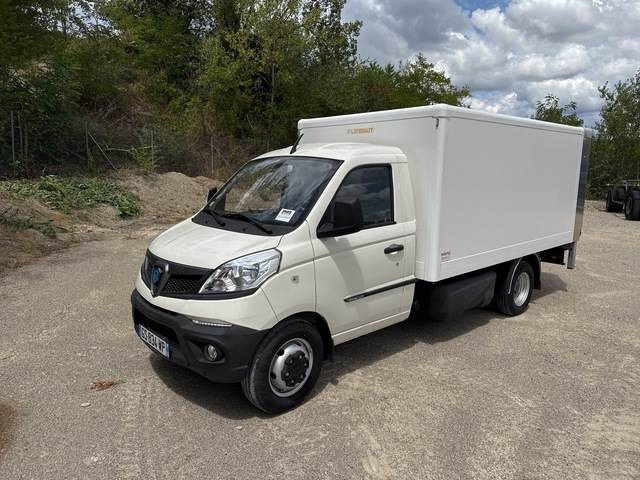 Piaggio Porter NP6 - Цельнометаллический фургон: фото 1 Piaggio Porter NP6 - Цельнометаллический фургон: фото 1