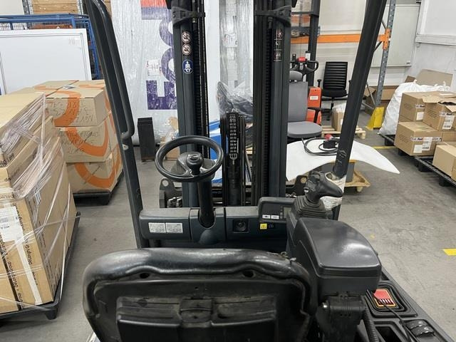 Yale ERP10RCF V2092 - Электропогрузчик: фото 3 Yale ERP10RCF V2092 - Электропогрузчик: фото 3