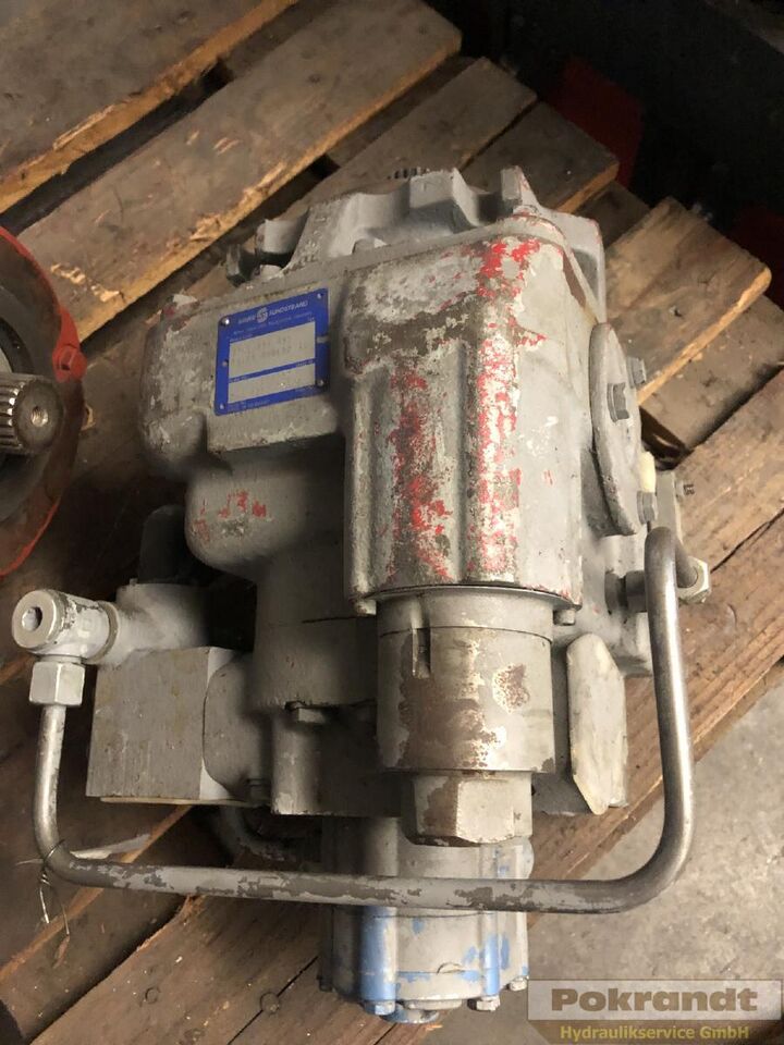 Sauer-Danfoss SPV2 033 R3ZPS Sauer Danfoss SPV2/033 R3Z PS123 RNU130 A1 - Гидравлический насос: фото 1 Sauer-Danfoss SPV2 033 R3ZPS Sauer Danfoss SPV2/033 R3Z PS123 RNU130 A1 - Гидравлический насос: фото 1