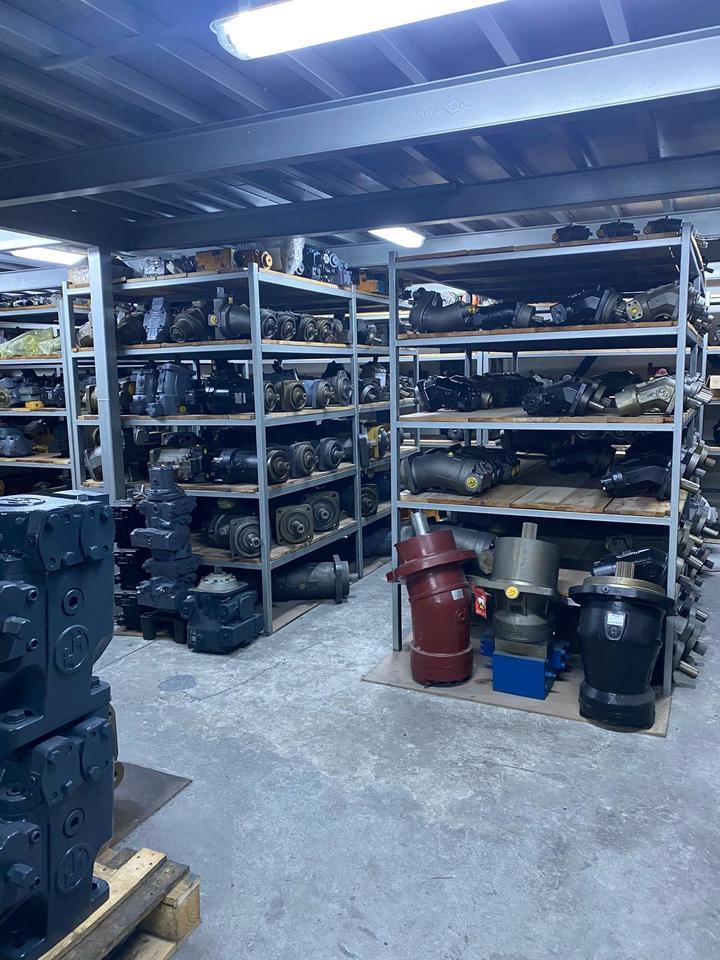 BOSCH / REXROTH A4VG125DA2DM2/32R R902072970 - Гидравлический насос для Строительной техники: фото 1 BOSCH / REXROTH A4VG125DA2DM2/32R R902072970 - Гидравлический насос для Строительной техники: фото 1