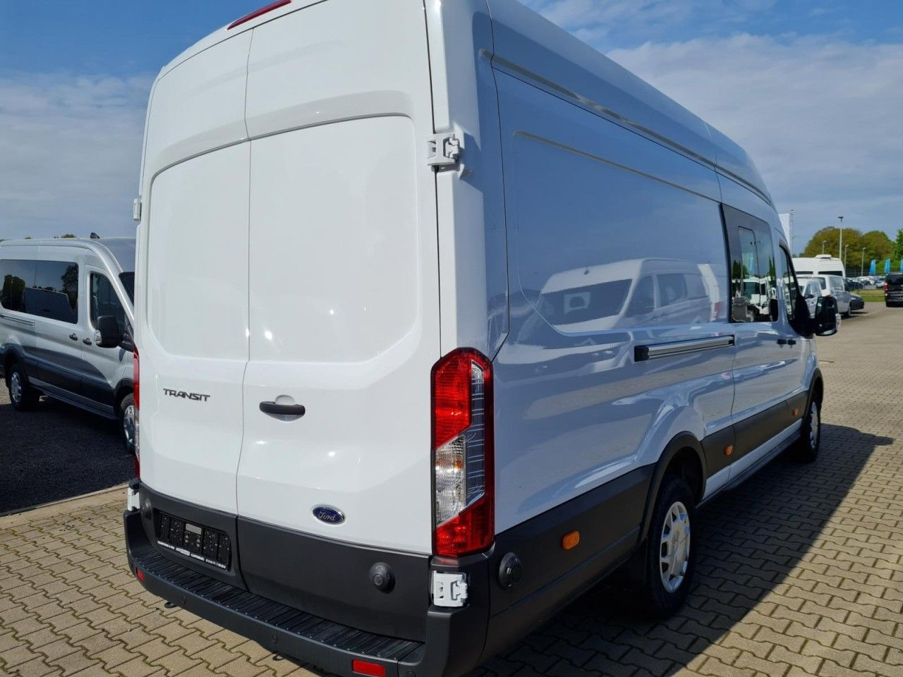 Ford Transit 350 Kasten L4H3 Doka Trend Mixto RWD - Цельнометаллический фургон, Грузопассажирский фургон: фото 5 Ford Transit 350 Kasten L4H3 Doka Trend Mixto RWD - Цельнометаллический фургон, Грузопассажирский фургон: фото 5