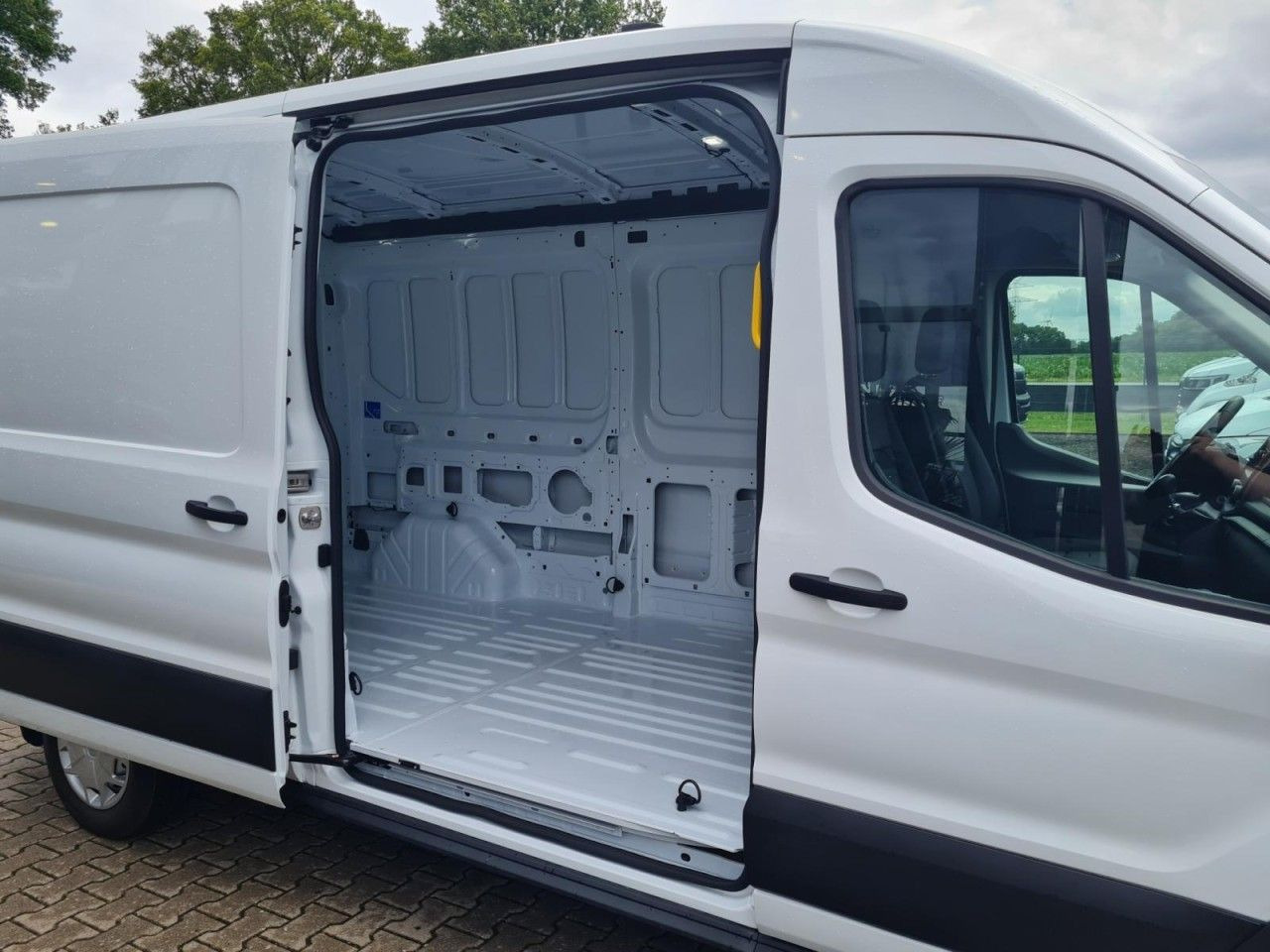 Ford Transit Kasten TDCi L3H2 Trend Klima, Tempomat - Легковой фургон: фото 4 Ford Transit Kasten TDCi L3H2 Trend Klima, Tempomat - Легковой фургон: фото 4