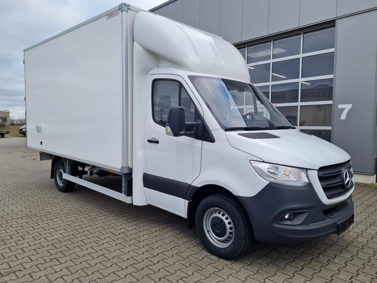 Mercedes-Benz Sprinter 315 CDi Koffer lang MBux, Klima - Малотоннажный фургон: фото 3 Mercedes-Benz Sprinter 315 CDi Koffer lang MBux, Klima - Малотоннажный фургон: фото 3