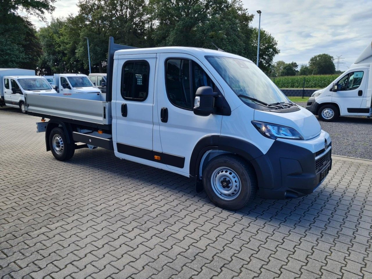 Opel Movano 3,5t Doka 2.2 HDI 140 L3 verstärkt AHK - Малотоннажный бортовой грузовик: фото 3 Opel Movano 3,5t Doka 2.2 HDI 140 L3 verstärkt AHK - Малотоннажный бортовой грузовик: фото 3