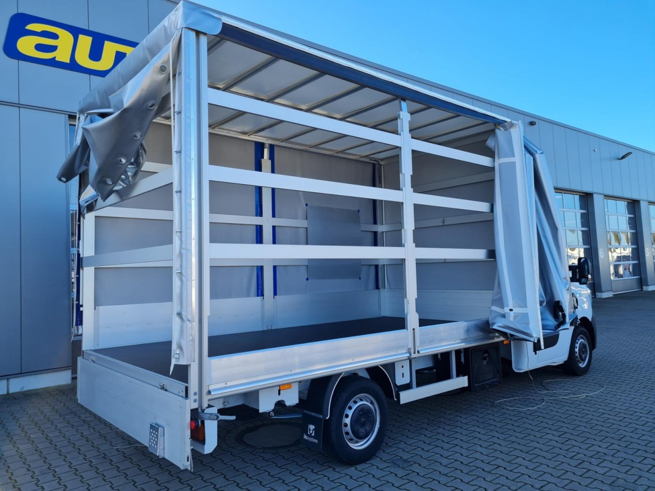 Renault Master 3,5t Pritsche Schiebe Plane ERGO KLIMA TEMPO - Тентованный фургон: фото 4 Renault Master 3,5t Pritsche Schiebe Plane ERGO KLIMA TEMPO - Тентованный фургон: фото 4