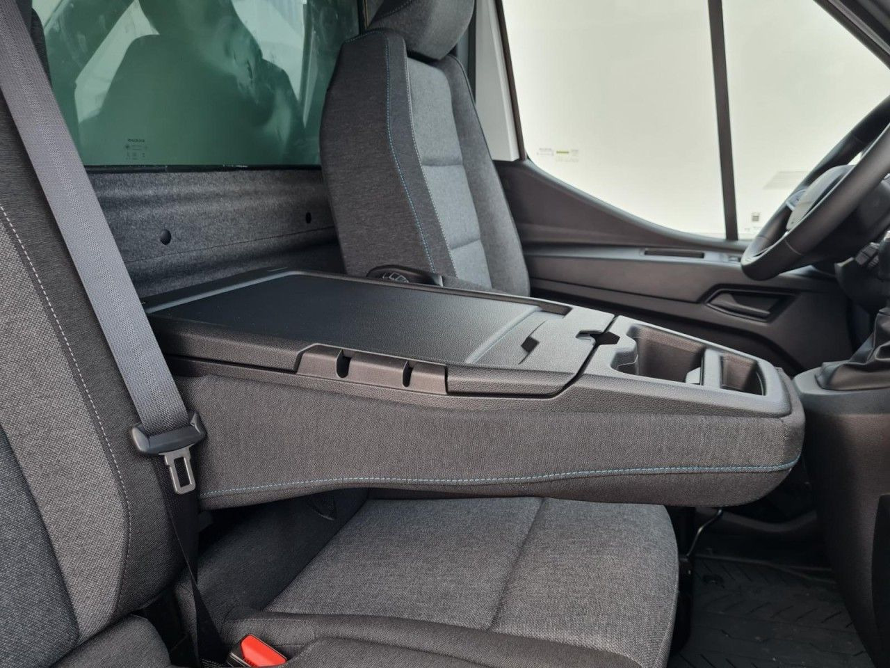Тентованный фургон Renault Master Pritsche 2x Schiebe Plane Schlafkab LBW: фото 16