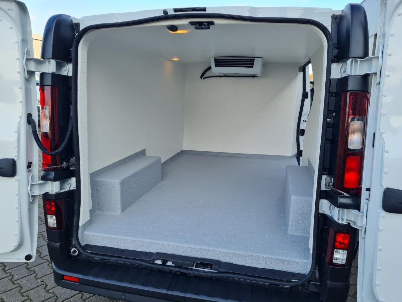 Малотоннажный рефрижератор Renault Trafic Kühlkasten L2 Frischdienst 3.07 to TEMPOM: фото 21