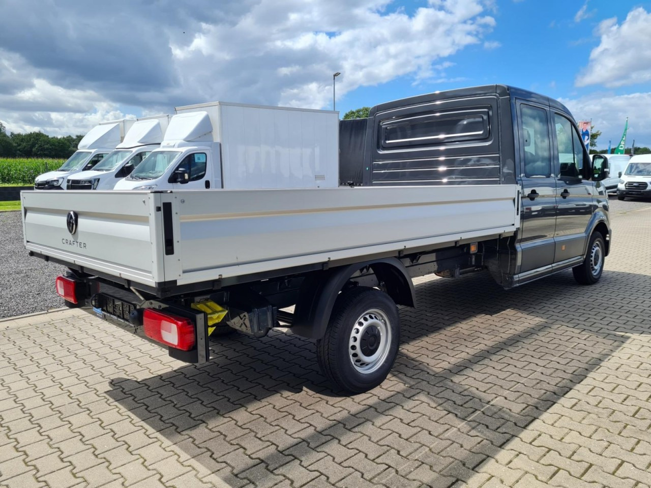 Volkswagen Crafter 35 DOKA 7-Sitze Maxi L4 KLIMA TEMPOMAT - Малотоннажный бортовой грузовик, Грузопассажирский фургон: фото 5 Volkswagen Crafter 35 DOKA 7-Sitze Maxi L4 KLIMA TEMPOMAT - Малотоннажный бортовой грузовик, Грузопассажирский фургон: фото 5