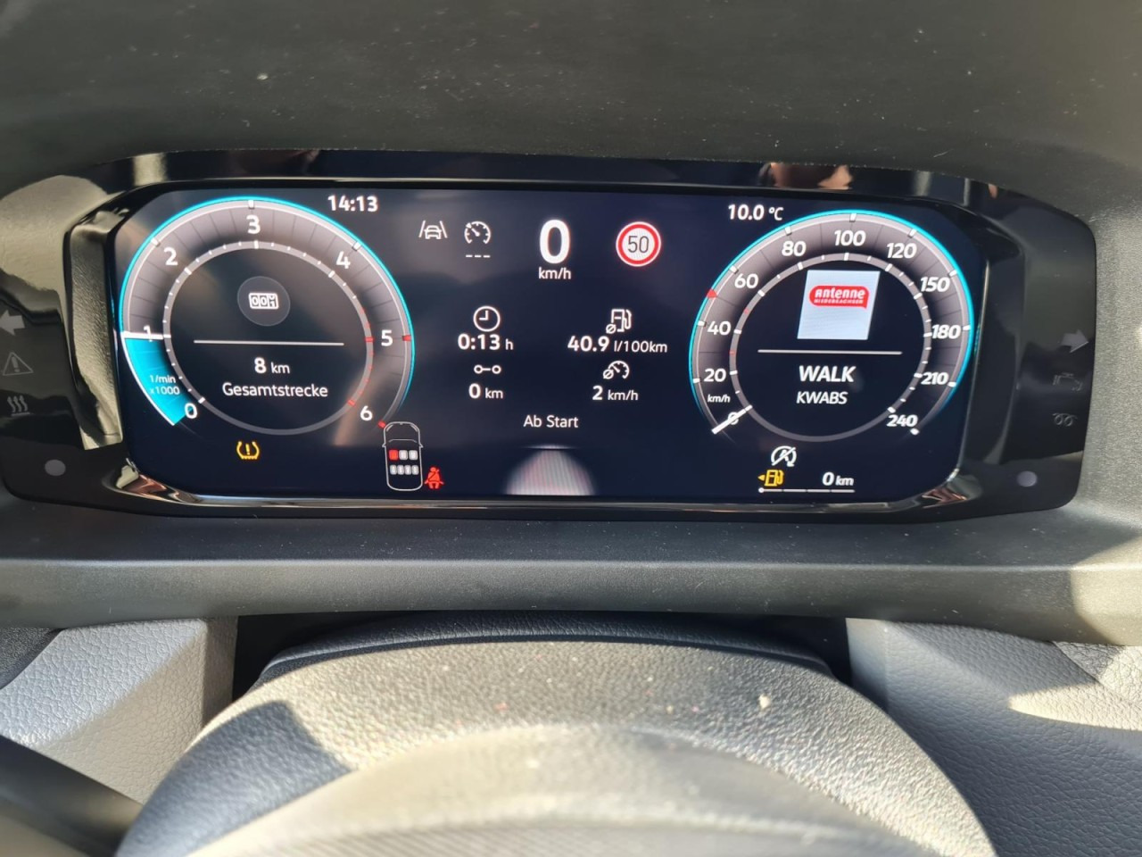 Малотоннажный бортовой грузовик, Грузопассажирский фургон Volkswagen Crafter 35 Doka 7-Sitze MR AHK KLIMA PDC TEMPOMAT: фото 14