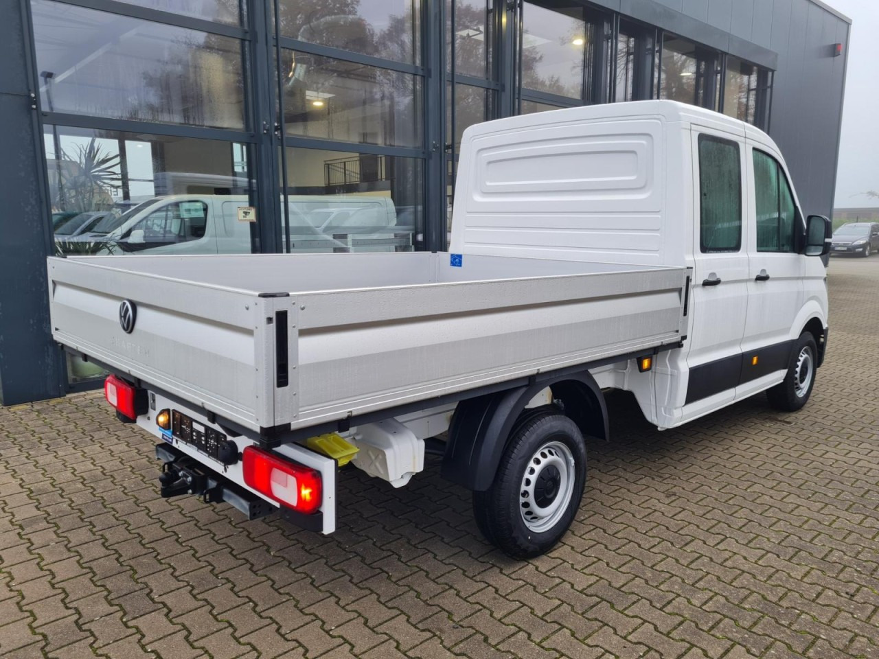 Volkswagen Crafter 35 Doka TDI Pritsche L3 AHK Klima - Малотоннажный бортовой грузовик, Грузопассажирский фургон: фото 4 Volkswagen Crafter 35 Doka TDI Pritsche L3 AHK Klima - Малотоннажный бортовой грузовик, Грузопассажирский фургон: фото 4