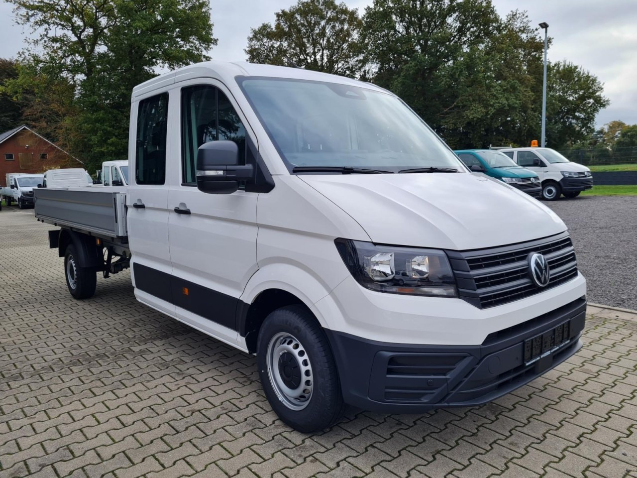 Volkswagen Crafter 35 Doka TDI Pritsche lang L4 KLIMA TEMPOMAT - Малотоннажный бортовой грузовик, Грузопассажирский фургон: фото 3 Volkswagen Crafter 35 Doka TDI Pritsche lang L4 KLIMA TEMPOMAT - Малотоннажный бортовой грузовик, Грузопассажирский фургон: фото 3