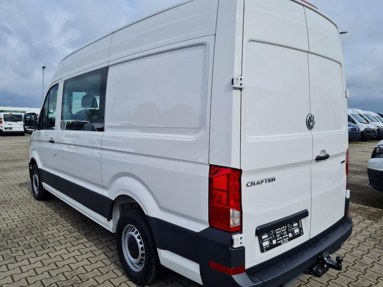 Volkswagen Crafter 35 Kasten 4motion MR Doka 6-Sitze AHK TE - Цельнометаллический фургон, Грузопассажирский фургон: фото 5 Volkswagen Crafter 35 Kasten 4motion MR Doka 6-Sitze AHK TE - Цельнометаллический фургон, Грузопассажирский фургон: фото 5