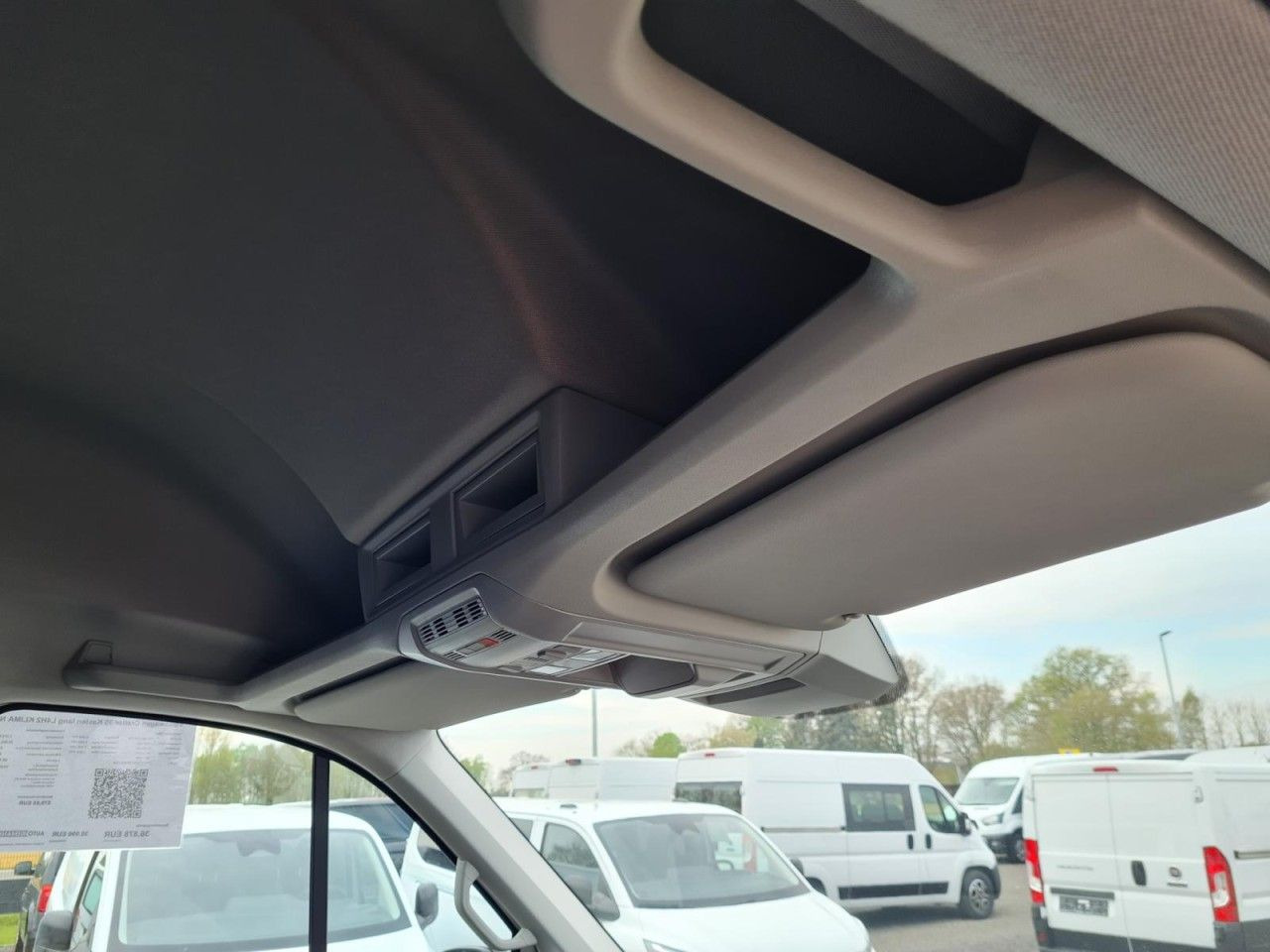 Цельнометаллический фургон Volkswagen Crafter 35 Kasten lang L4H2 KLIMA NAVI_APP HOLZB: фото 24