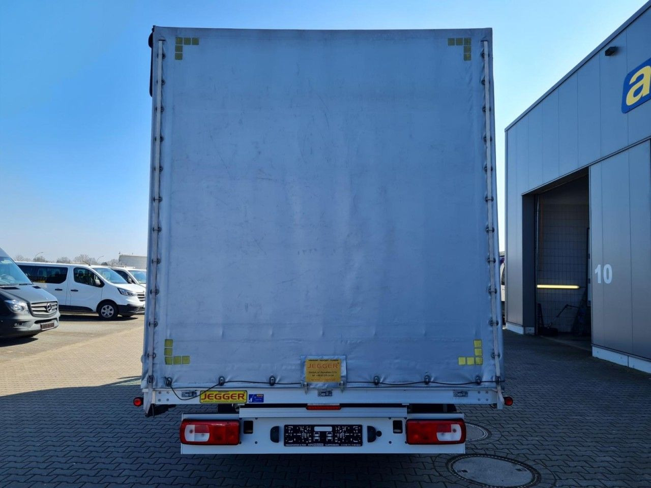 Volkswagen Crafter 35 Pritsche Plane Schlafkabine LED TEMPO - Тентованный фургон: фото 5 Volkswagen Crafter 35 Pritsche Plane Schlafkabine LED TEMPO - Тентованный фургон: фото 5
